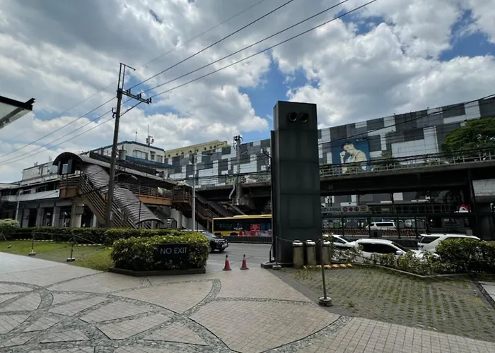 Vinia Infinity 1 Near Malls With Wifi And Netflix Apartment Manila